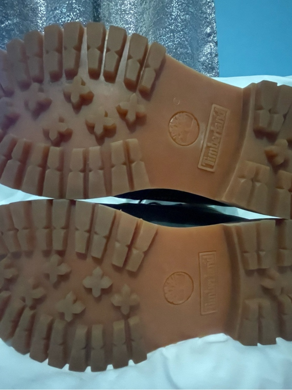 Timberland Nubuck Lace-Up Boots with Cream Collar - Picture 7 of 8